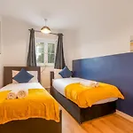Central Coventry Flat Free Parking Sleeps 6